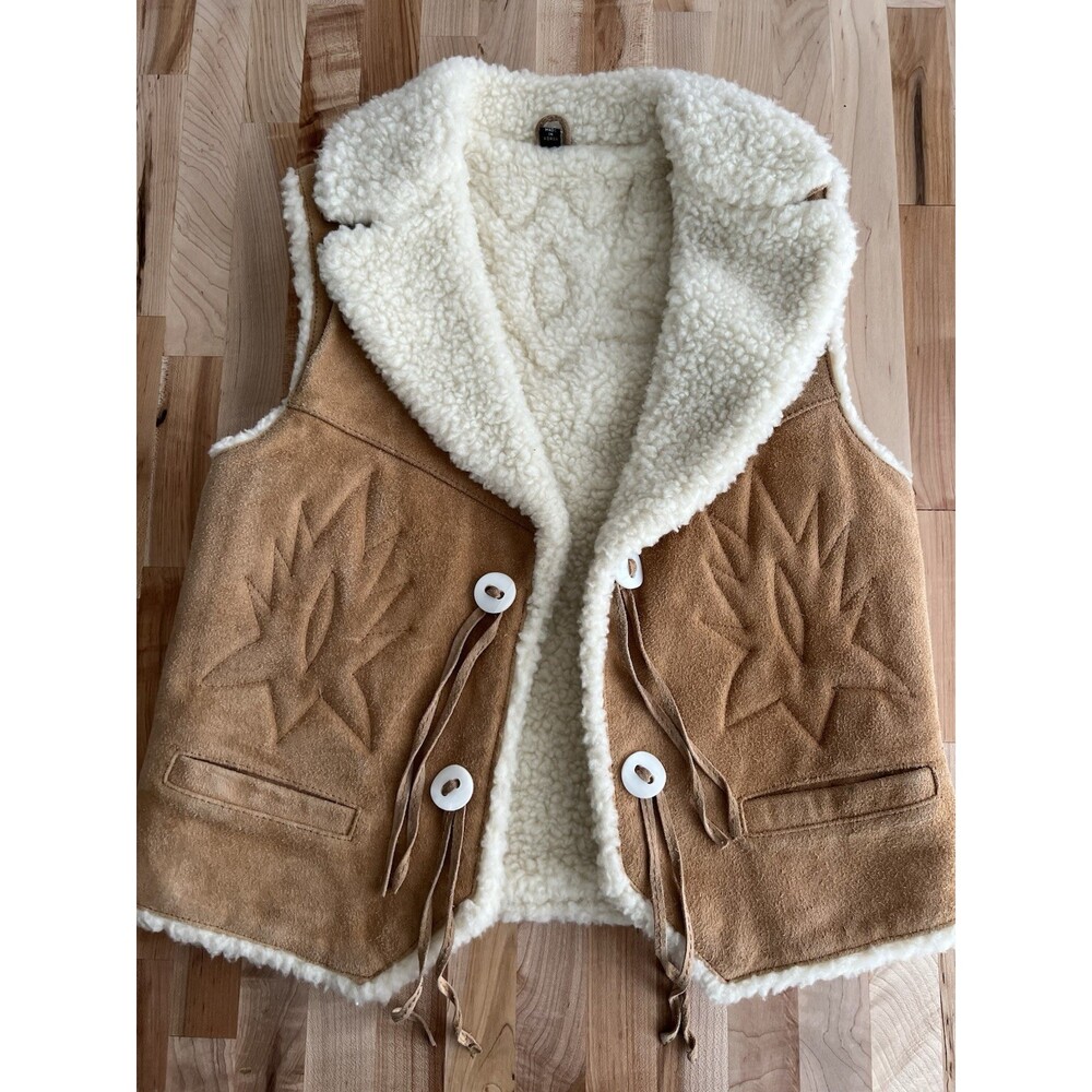 Casual Corner Tan Suede Vest with Cream Sherpa Trim